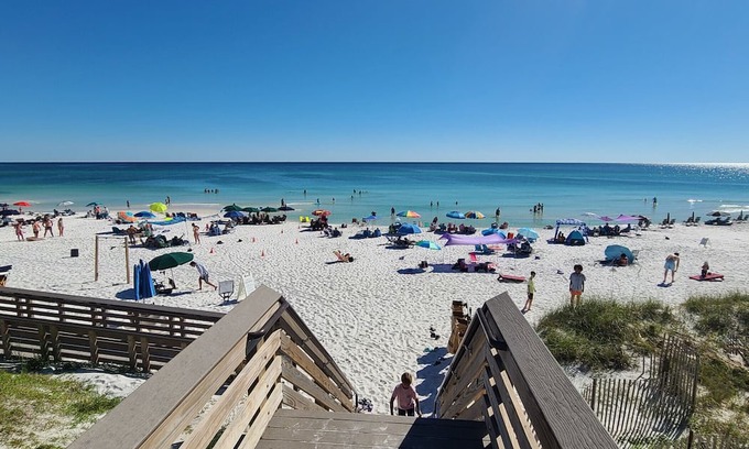Santa Rosa Beach Casa | New Listing /Private /Comfy /EZ Walk to Beach
