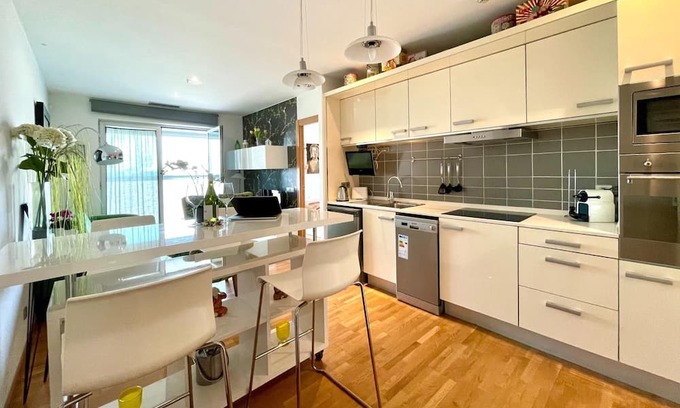 El Port Apartamento | Apartment in front of Fira Gran Via