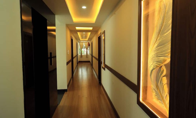 Saravanampatty Hotel | Hotel Vishaka Paark