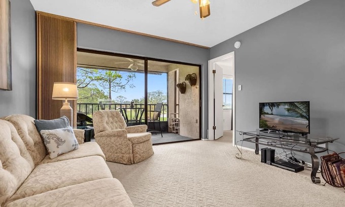 Ventura Apartamento | Upstay 2BR Golfer s Retreat w Patio Ventura Resort