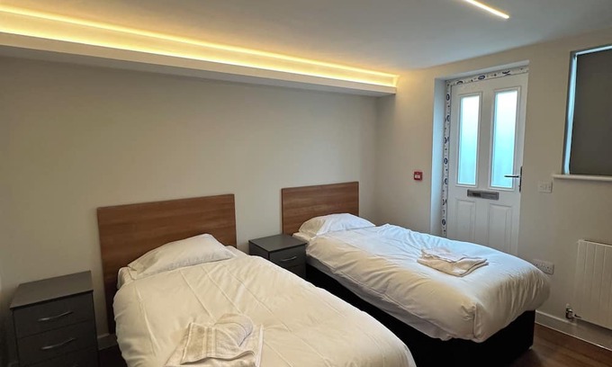 High Wycombe Casa | Buckingham Annexe