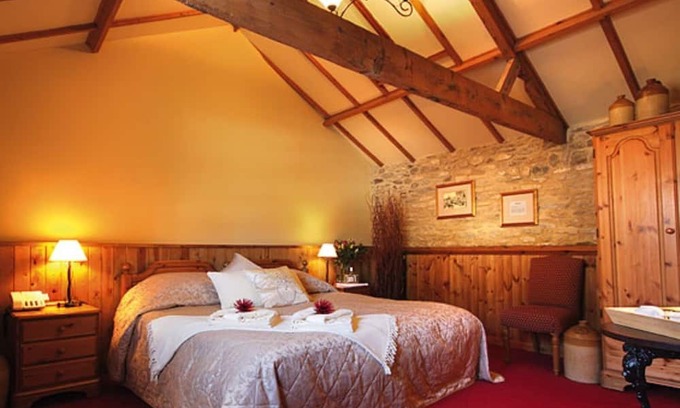 Bibury Cama Y Desayuno | The Catherine Wheel