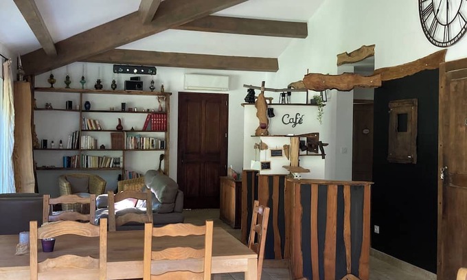 Vico Cama Y Desayuno | DOMAINE U BUGNU