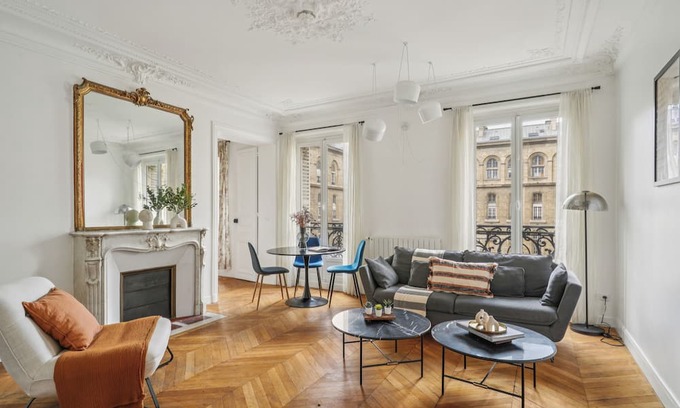 Notre Dame Apartamento | Chic 3BR near Notre-Dame