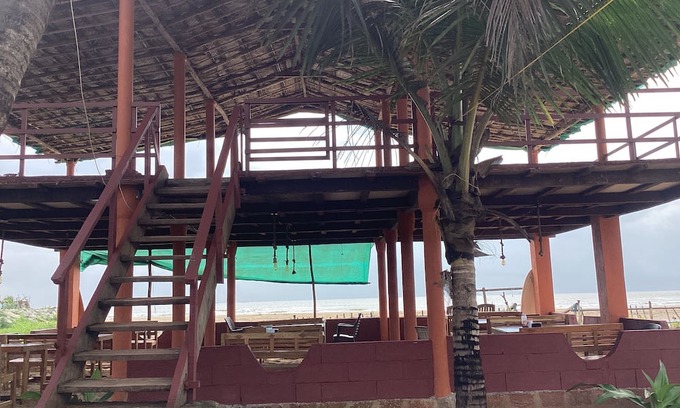 Hireguthi Hotel | Coconut Tree cottages