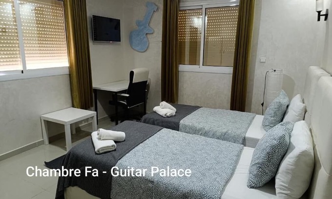Bni Quolla Casa | Guitar Palace