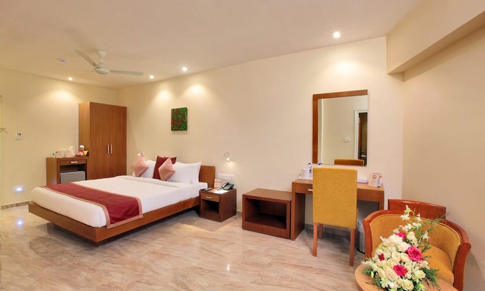 Chirakkal Hotel | JK Park Residency Kannur