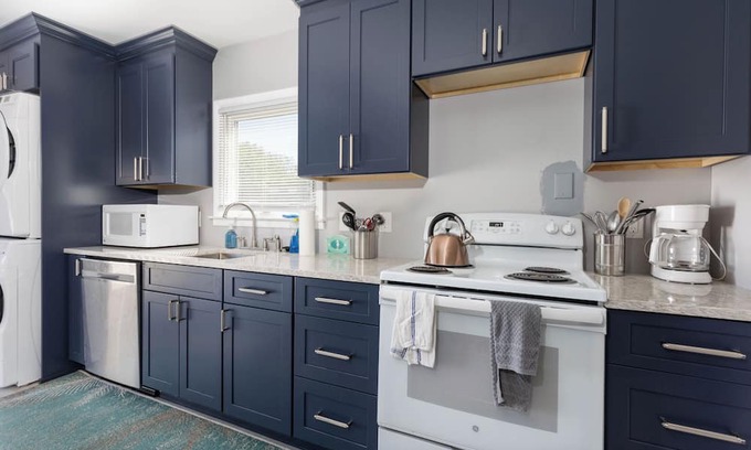 Villas Casa | Pet-friendly 2-bedroom house in Lower Township with WiFi and AC