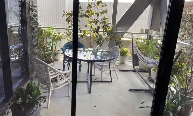 Abbotsford Apartamento | Quiet Sancturary in Abbotsford next to the river