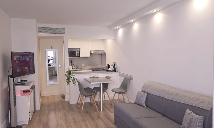 Faubourg de l'Arche Apartamento | Suite Prestige Paris - La Défense Balcony-Terrace