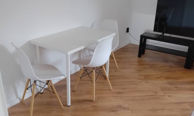 Luetjenburg Apartamento | Ferienbutzee in Zentraler Lage in Lütjenburg. Strand 5 min mit dem Auto Entfernt