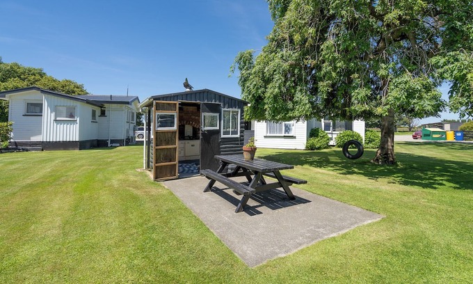 Invercargill Cabaña | 3 Bedroom Cottage in the Country.