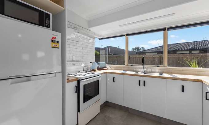 Mount Maunganui Cabaña | Urban Charm - Mount Maunganui Downstairs Apartment