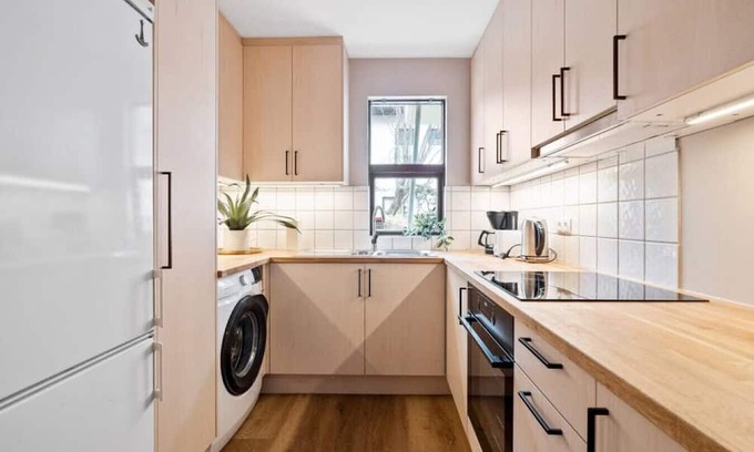 Breidholt Apartamento | Restful Retreat in the Suburbs