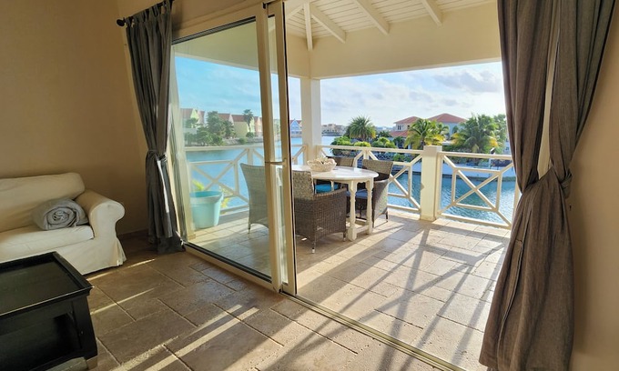 Tera Kora Condominio | Waterfront condo in beautiful Boutique resort