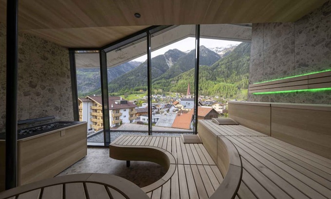 Umhausen Apartamento | Holiday apartment with balcony and wellness area