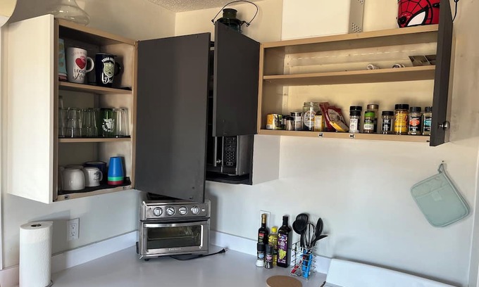 Rivers Apartamento | Fully equipped upper unit.Family friendly locating next to the rec centre.nn
