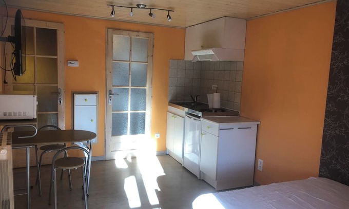 Mozac Apartamento | Nid de Lambène Studio Avec Garage