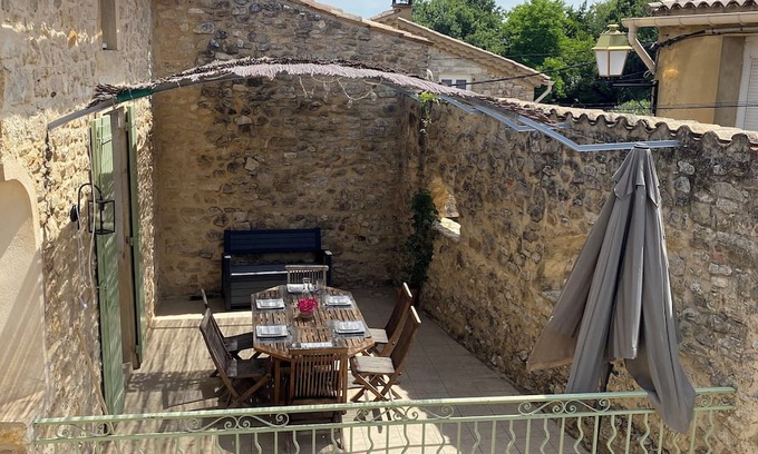 Cornillon Casa | CHARMING HOUSE CLOSE TO THE RIVER AND HIKING TRAILS.