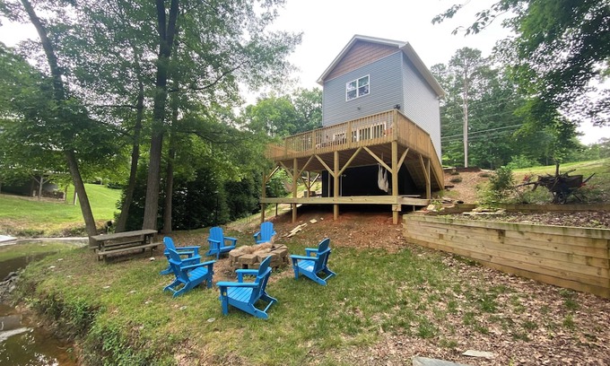 Southmont Casa | High Rock Nook-Get Away from from the Chaos