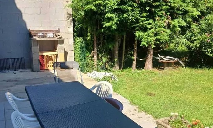 Prat-Bonrepaux Casa | Homerez - Spacious house for 8 ppl. with garden and terrace at Prat-Bonrepaux