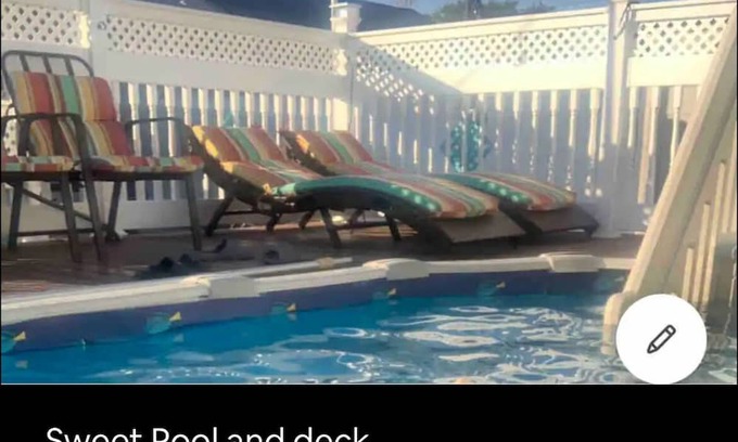 Rochdale Apartamento | NYC Paradise POOL Oasis Summer Getaway