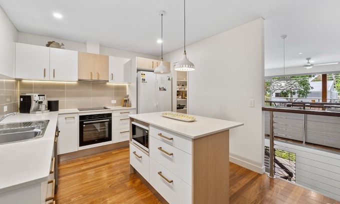 Point Lookout Casa | Allora 1 by Discover Stradbroke