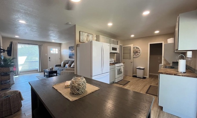 Northeast El Paso Casa | Cozy One Level Family Friendly