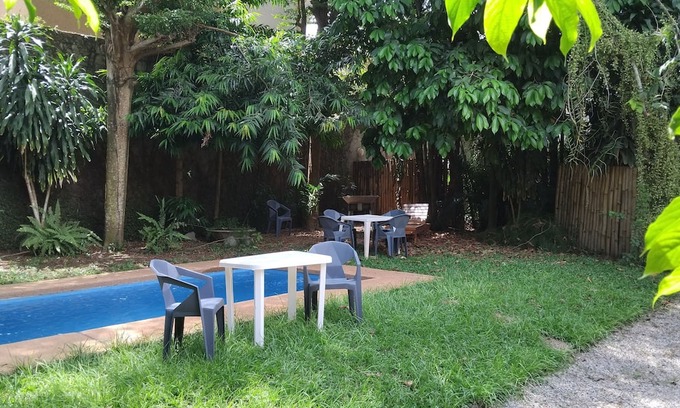 Cocody Apartamento | Great 1 bedroom apartment, services included, with pool and garden