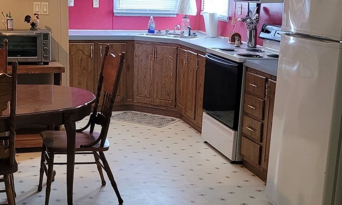 Denton Casa | Peaceful easy living in Rush, Ky.