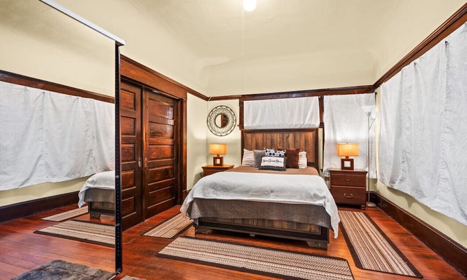 North Berkeley Casa | Room in Stylish Retreat w/ Spacious Living