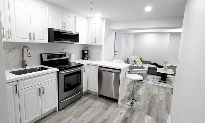 Meadowvale Village Apartamento | Feels like Home 15 Minutes From Toronto Pearson Airport. Cozy Apartment To Luv