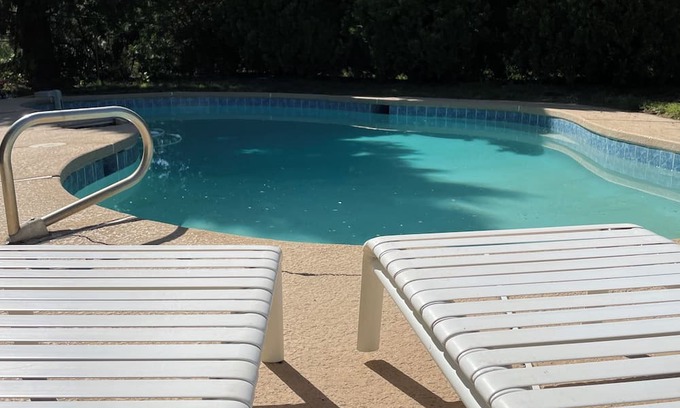 Cascade Casa | The Bee Hive - with Swimming Pool!