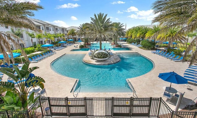 Southside Apartamento | Relax in Style: Charming 2 BR in Resort Community