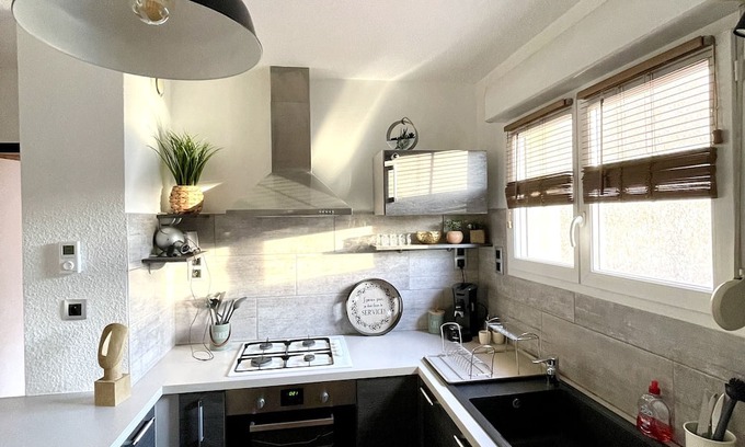 Aiguelèze Casa | Le 8 Bis- Maison- Jardin- Parking Privé-