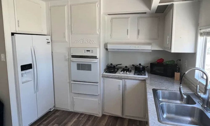 Mexicali Otro | 12-person house with Hacienda Victoria Pool