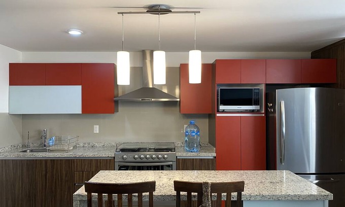 Carmen Apartamento | Habitación con Baño Privado y Estacionamiento