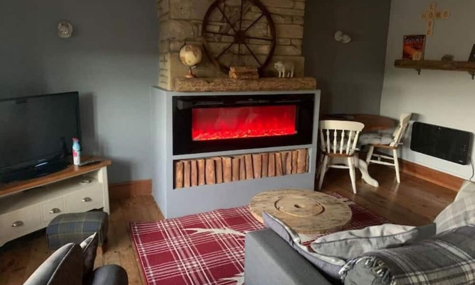 Queensbury Cabaña | Stunning 1-Bed Cottage in Halifax