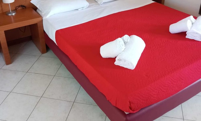 Monticelli Terme Apartamento | IL RAMPICANTE MONTICELLI TERME