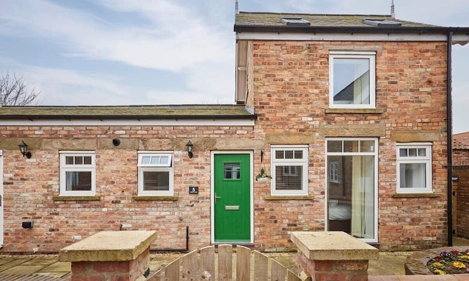Hunmanby Casa | Host & Stay | Jubilee Close