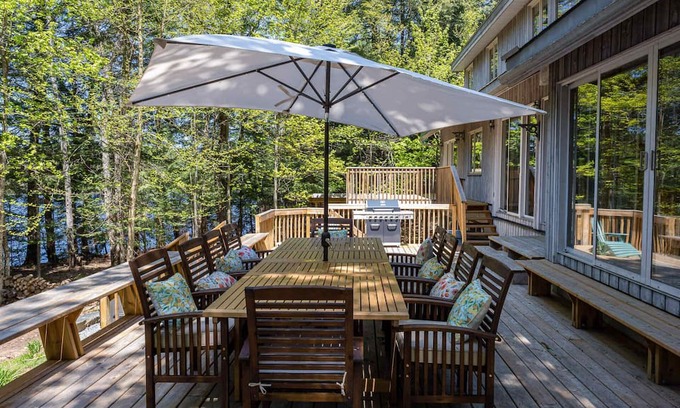 Novar Casa | 126 Clark Lake Summar