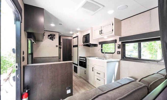 Apache Shores Casa | Bamboo Cottage and Casita