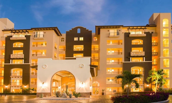 Los Cabos Complejo | Villa del Arco by Villa TS Rentals