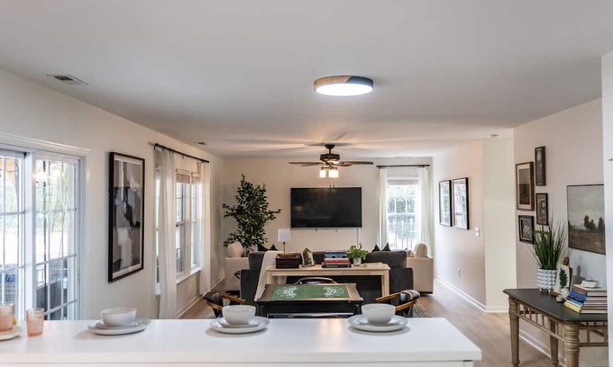 West End Casa | Equestrian Retreat in West End