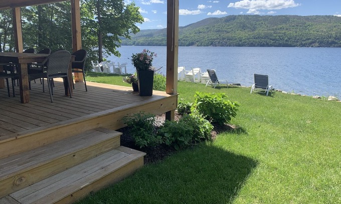 Willsboro Cabina | Cozy 3-bedroom waterfront cabin in charming Willsboro