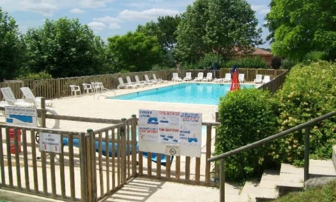 Villefranche-du-Perigord Casa | Mobilhome 3 étoiles - Piscine - eeeeba