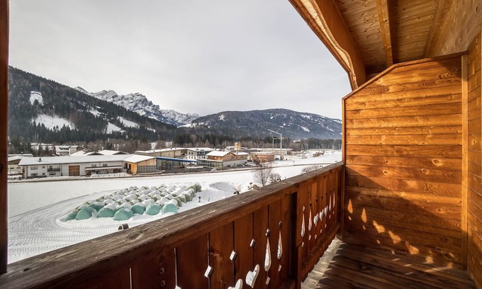 Villabassa Apartamento | Apartment 'Stauderhof 3' with Mountain View, Shared Garden