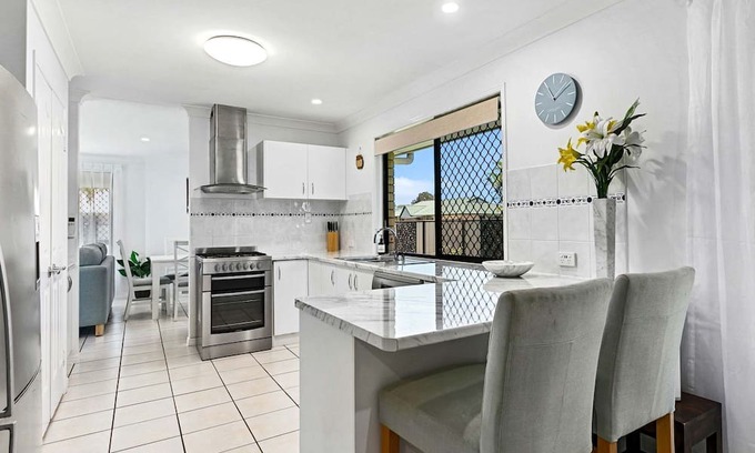 Torquay Casa | Equinox on Alexander