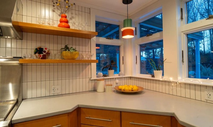 South Portland Casa | Spacious Home with Private Pool - Ideal for Family Getaways and Extended Stays