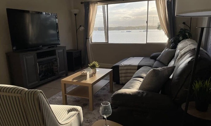 Smith's Memento Condominio | Relaxing Riverview Apartment | 5min from the Beach